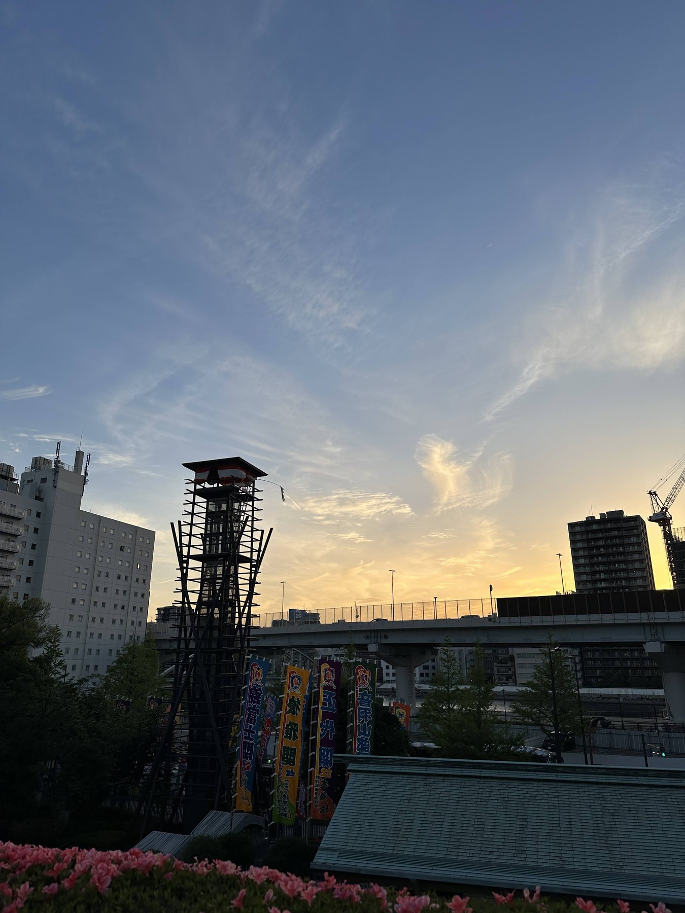 Ryogoku at the end of a sumo tournament day